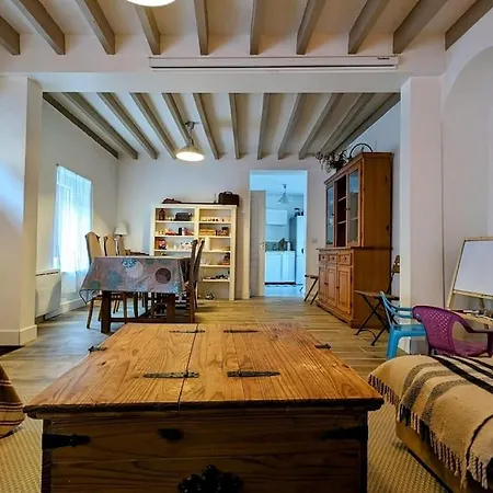 Дом отдыха Douceur De Vivre Au Bord De L'avre Chennebrun