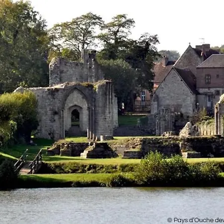 Дом отдыха Douceur De Vivre Au Bord De L'avre