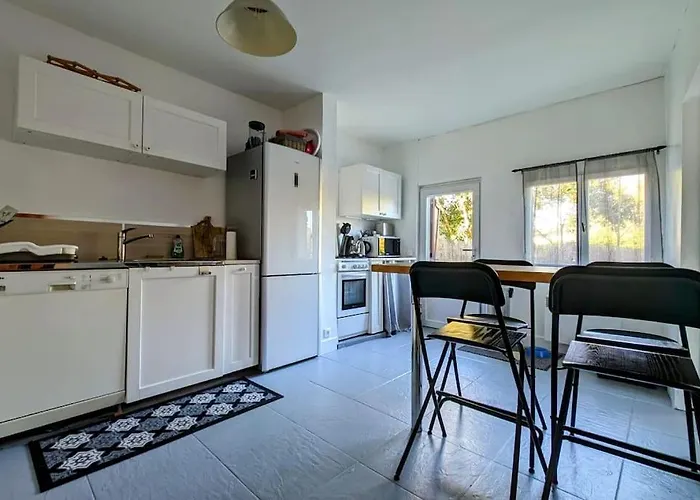 Douceur De Vivre Au Bord De L'avre Hébergement de vacances *