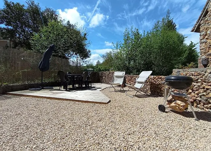 Douceur De Vivre Au Bord De L'avre Hébergement de vacances