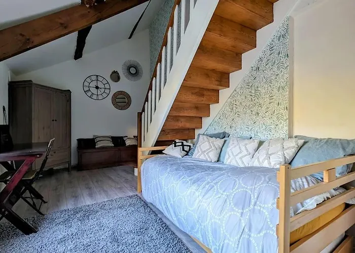 Douceur De Vivre Au Bord De L'avre *