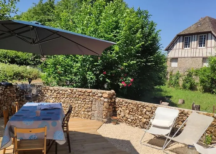 Douceur De Vivre Au Bord De L'avre Hébergement de vacances Chennebrun