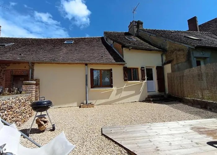 Douceur De Vivre Au Bord De L'avre * Chennebrun