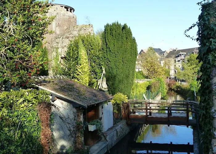 Douceur De Vivre Au Bord De L'avre *